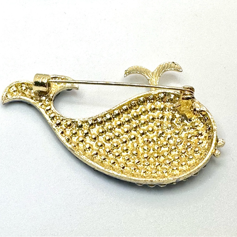 NWOT - Sparkling Blue Rhinestone Whale Brooch - Picture 6 of 9